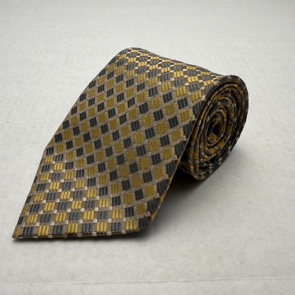 Yellow Gray Cream Square Neck Tie Geometric Geoffrey Beene Silk 3D